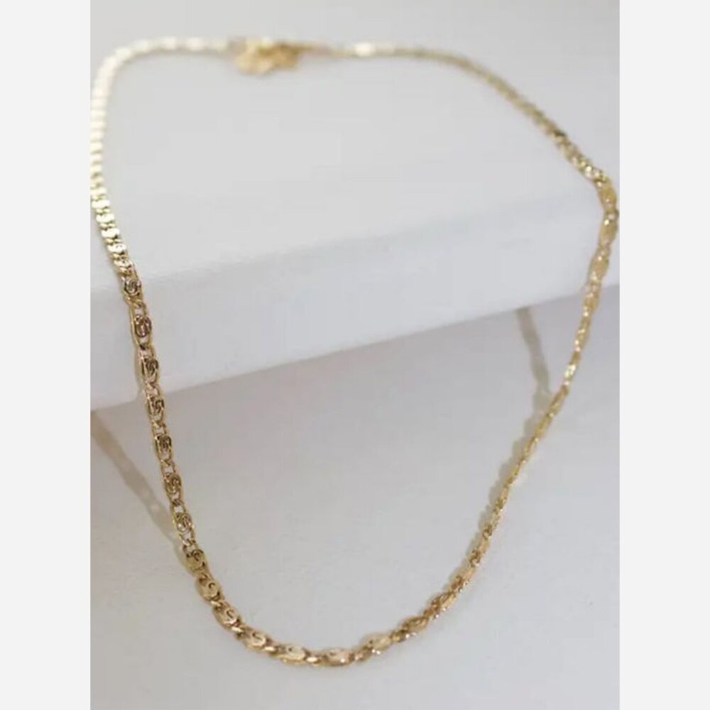 Emily Ornate Chain Necklace – 16" Gold Overlay with Leaf Clasp